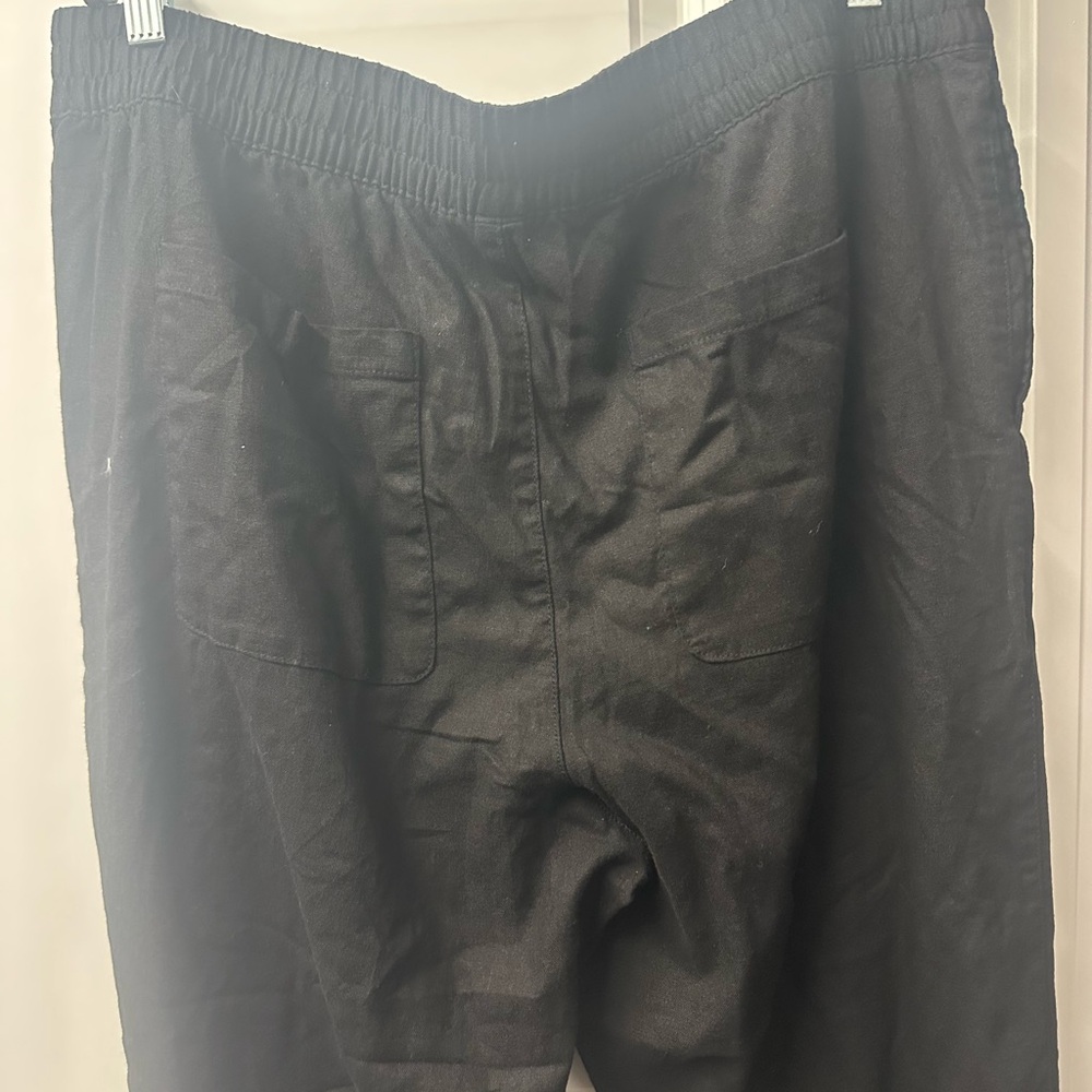 High-Waisted Black Straight Leg Linen-Blend Pants - Picture 3 of 4